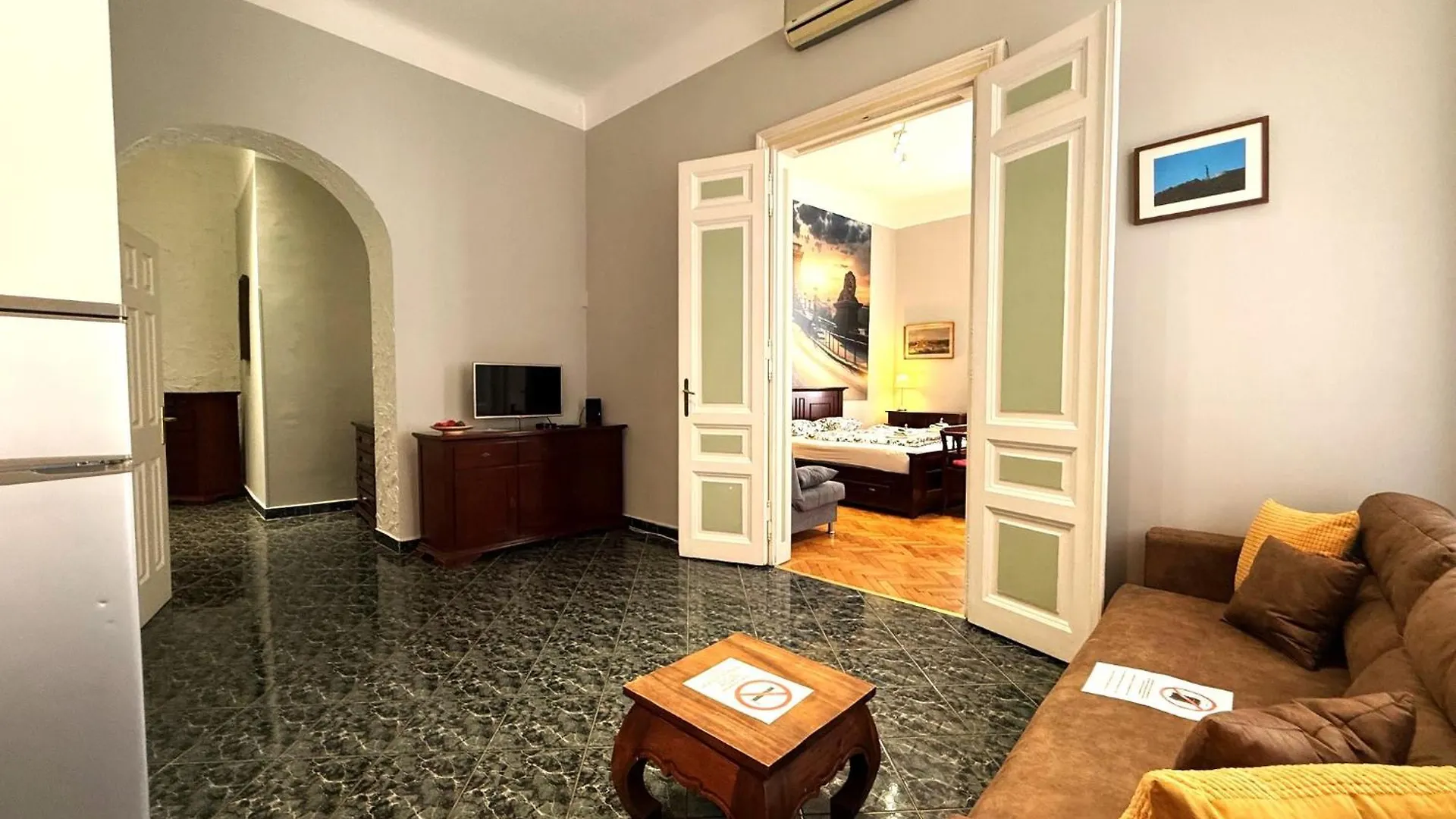 דירה בודפשט Liana-Luxury And Central Flat